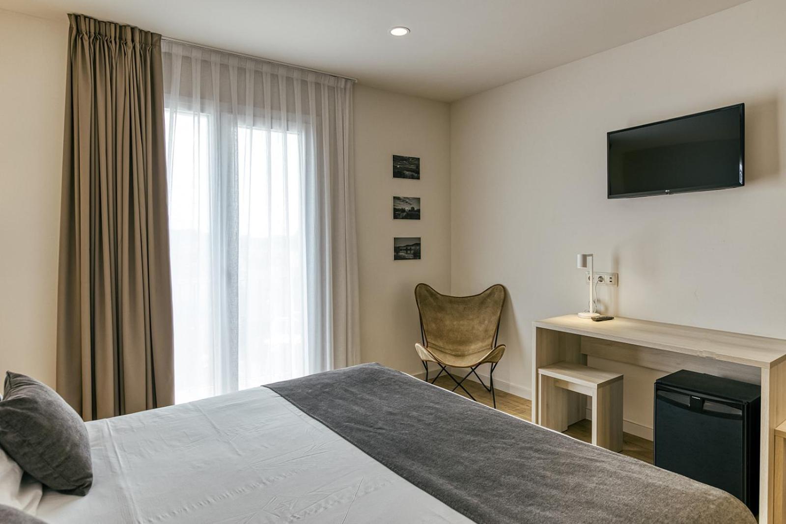 Hotel Emporium - Adults Only Кастальйо-д'Ампуріас Екстер'єр фото